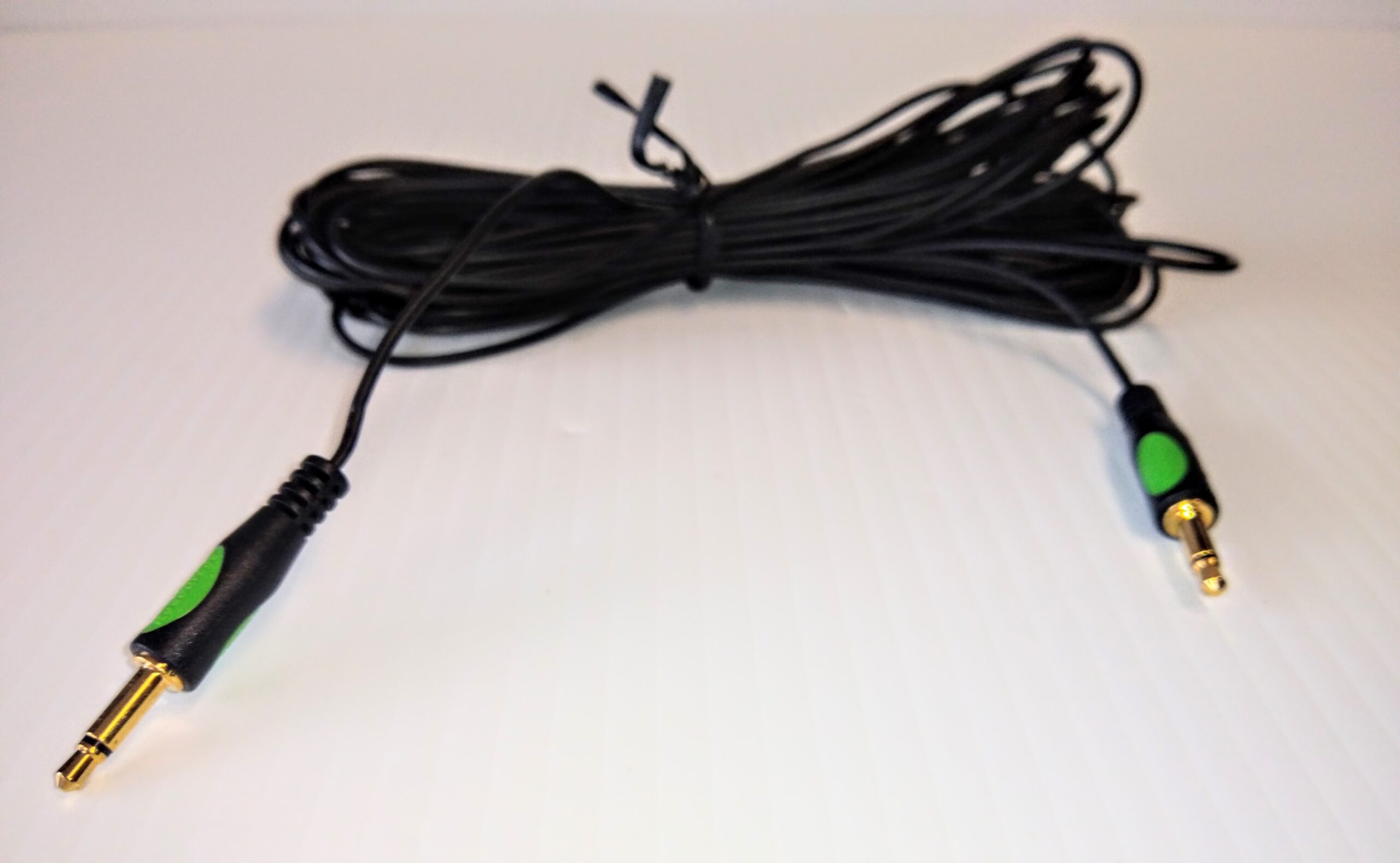 1/8" Male to Male (Mini) Mono Plug 3.5mm With Approx. 40ft Cut Cable - Image 2