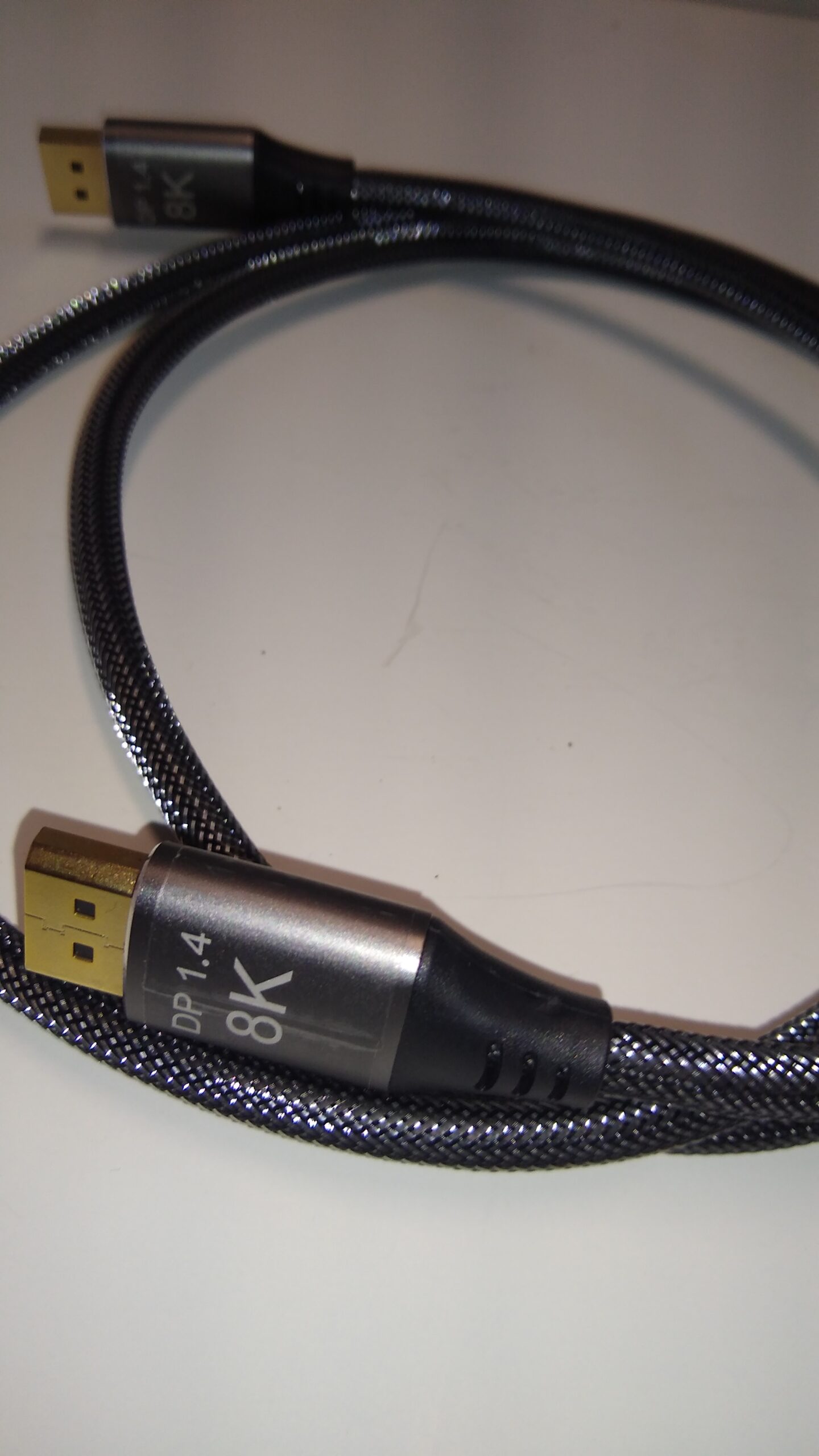 8k High Quality Mesh Wrapped Display Port Cable- 5 ft.