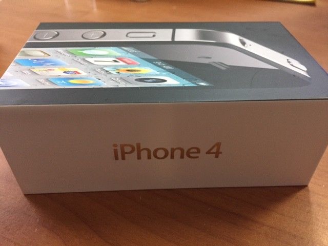 APPLE IPHONE 4 Manual & Box Only- NO PHONE - BLACK - Image 2