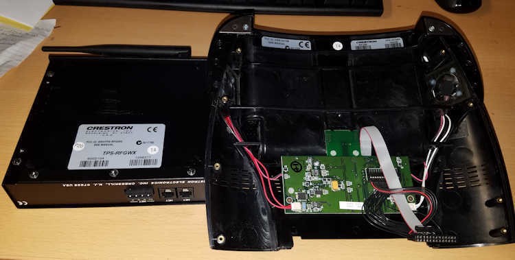 Crestron TPS-XTXRF & TPS-RFGWX Kit Wireless Module for Isys® Tilt Touchpanels - Image 2