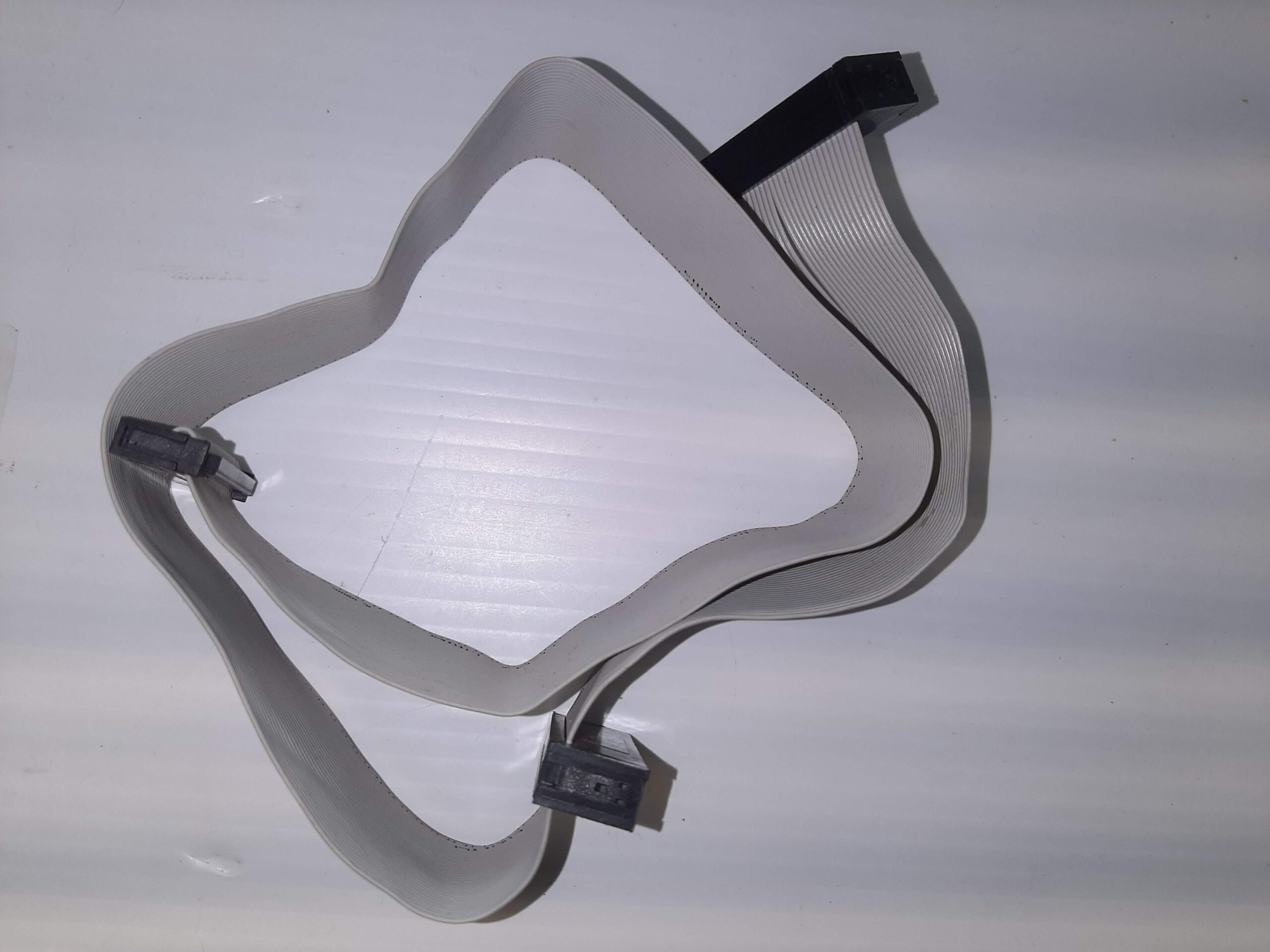 Floppy Flat Ribbon 26" Cable with Slot Connectors 34 pin w/Twisted Cable - Image 3