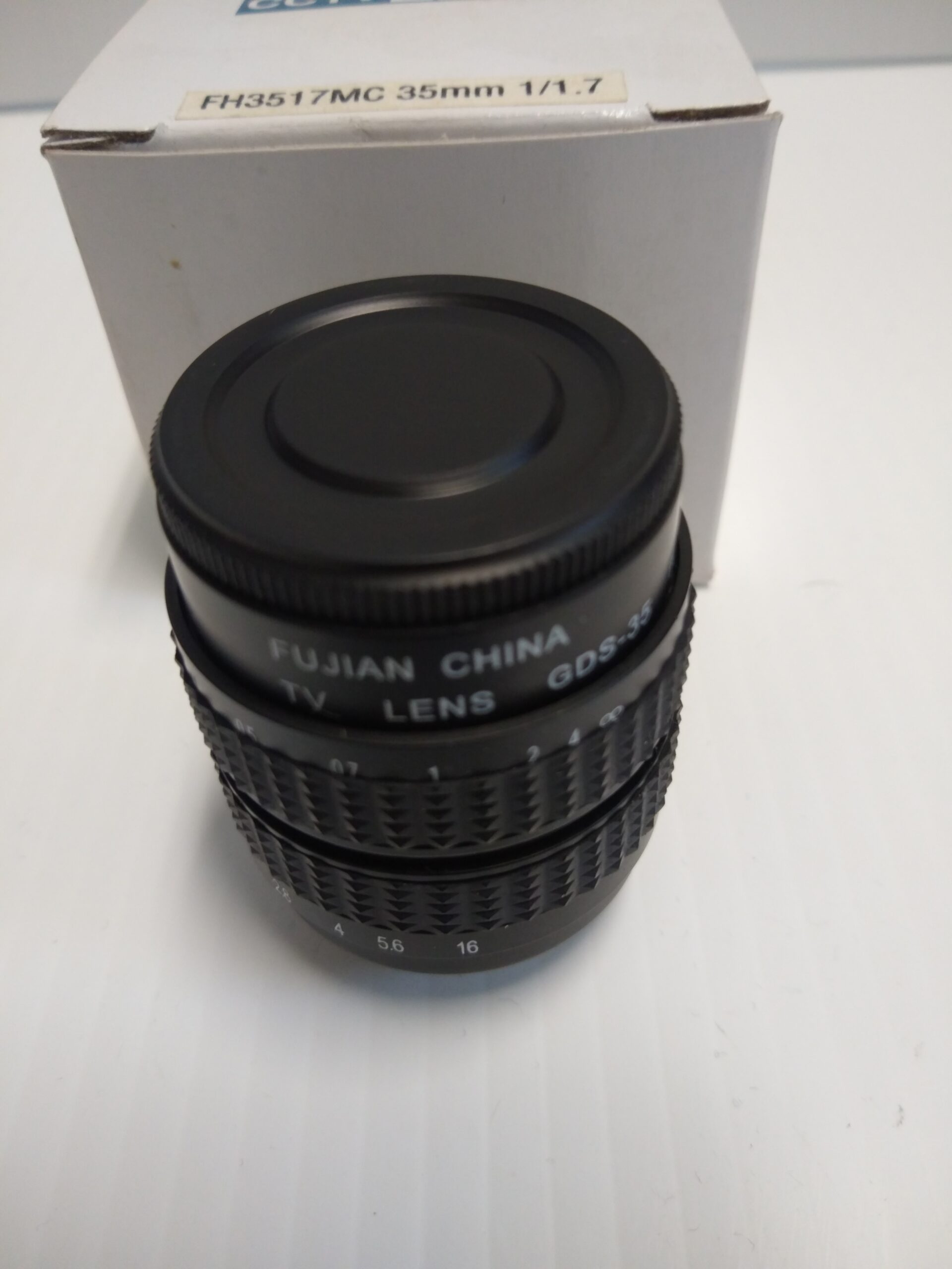 Fujian CCTV Video TV Lens FH3517MC 35mm 1/1.7 C-Mount - Image 2