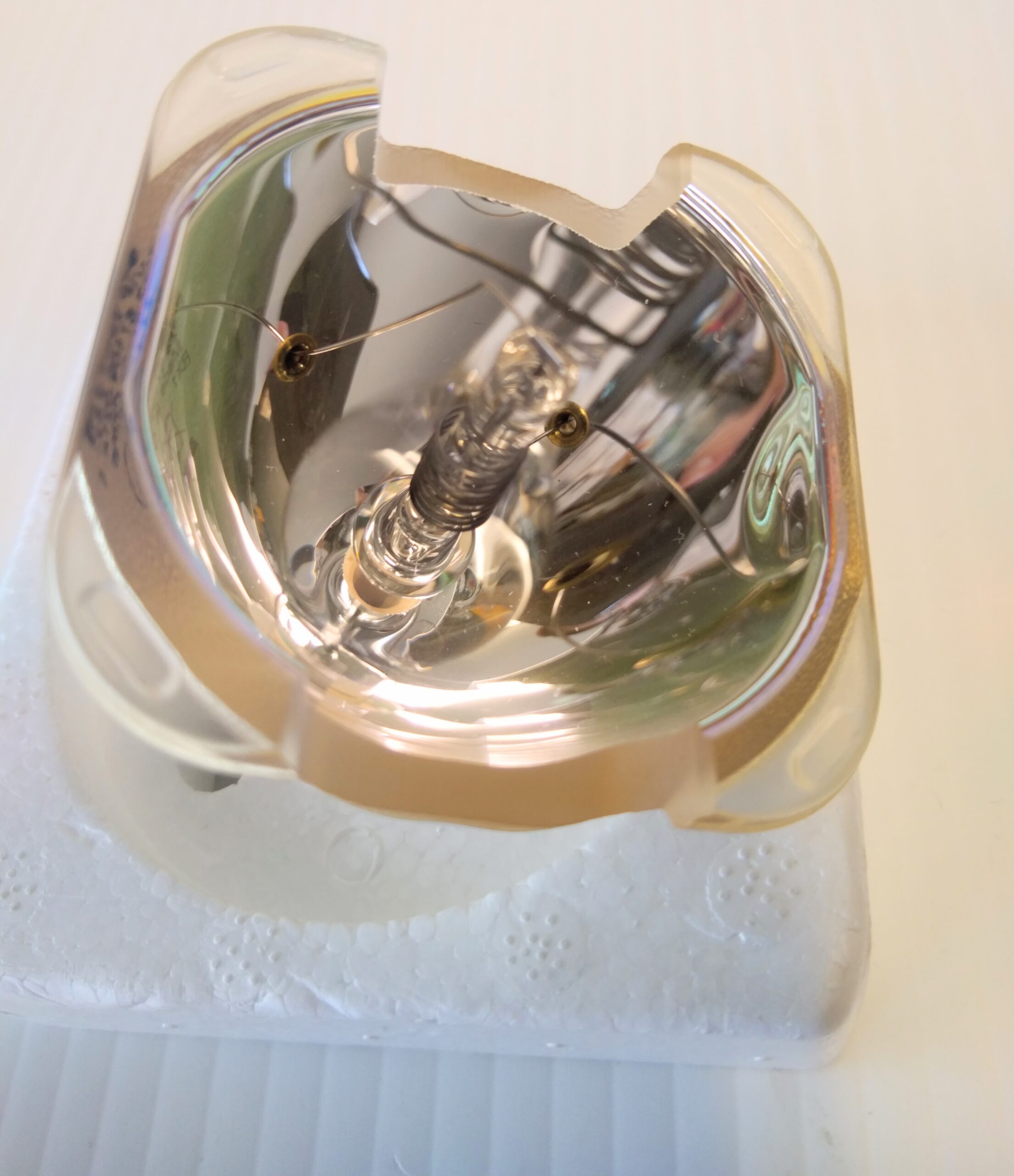 Genuine OEM OSRAM (Sylvania) E21.8 250 Watt P-VIP Lamp Bulb Only-New - Image 2