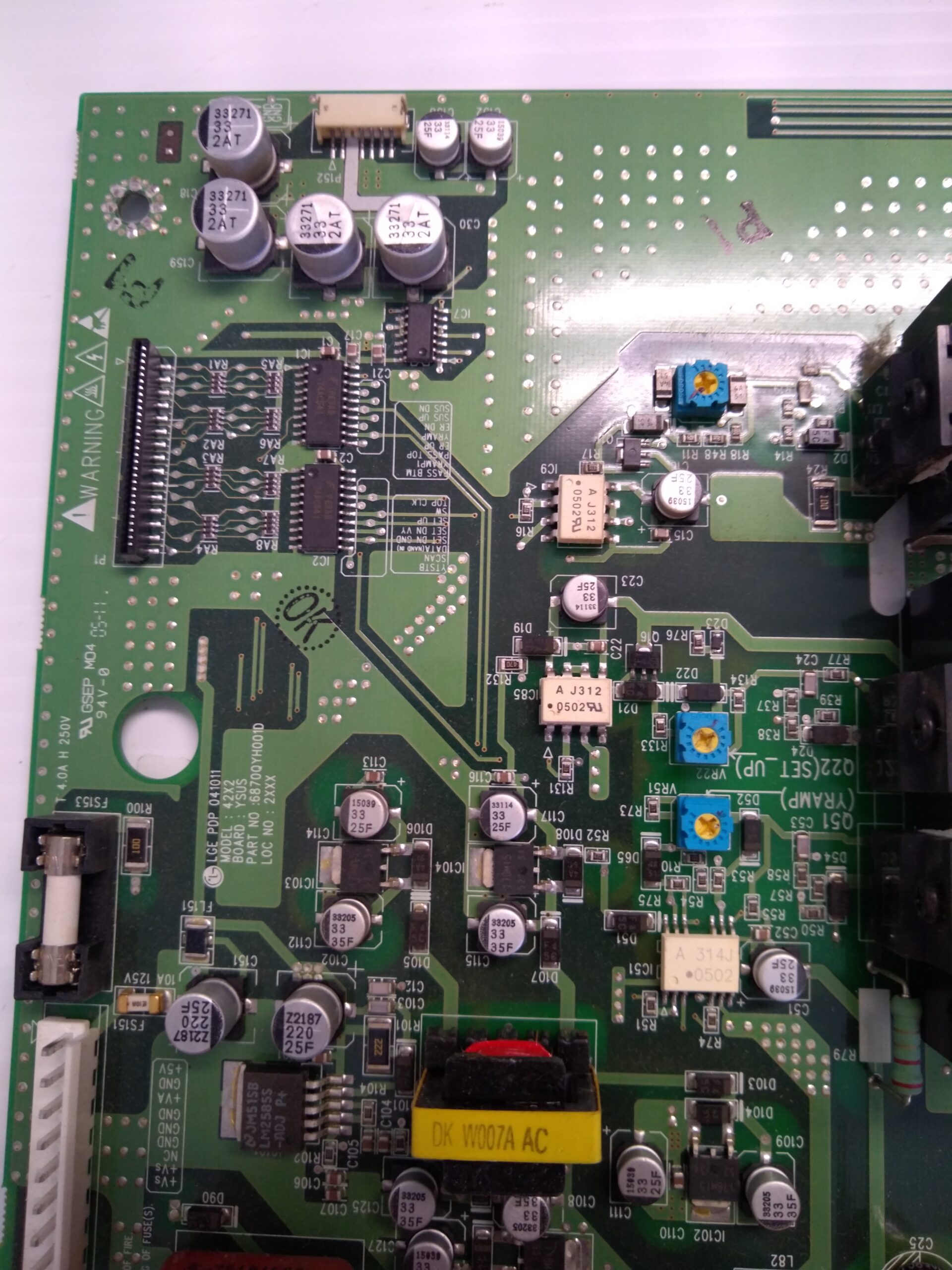 Hyundai HPT-4250H TV ZSUS Board 6871QZH034C - Image 3