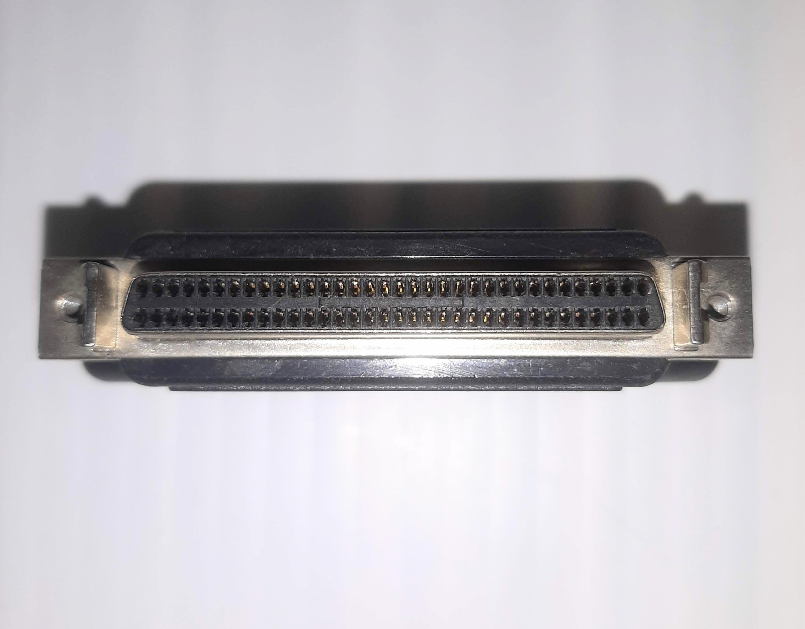 Internal SCSI (HPDB) 68 Female to IDC 50 Female Adapter - Image 2