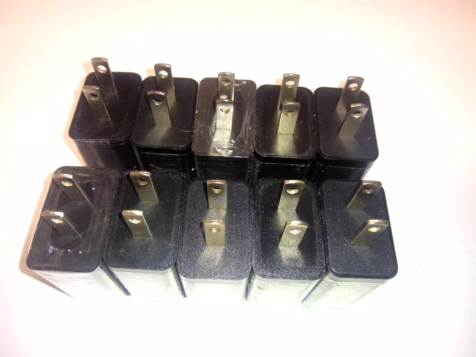 Lot of (10) New USB Wall Charger/Power Pack 5 Volt 2.1 Amps - Image 2