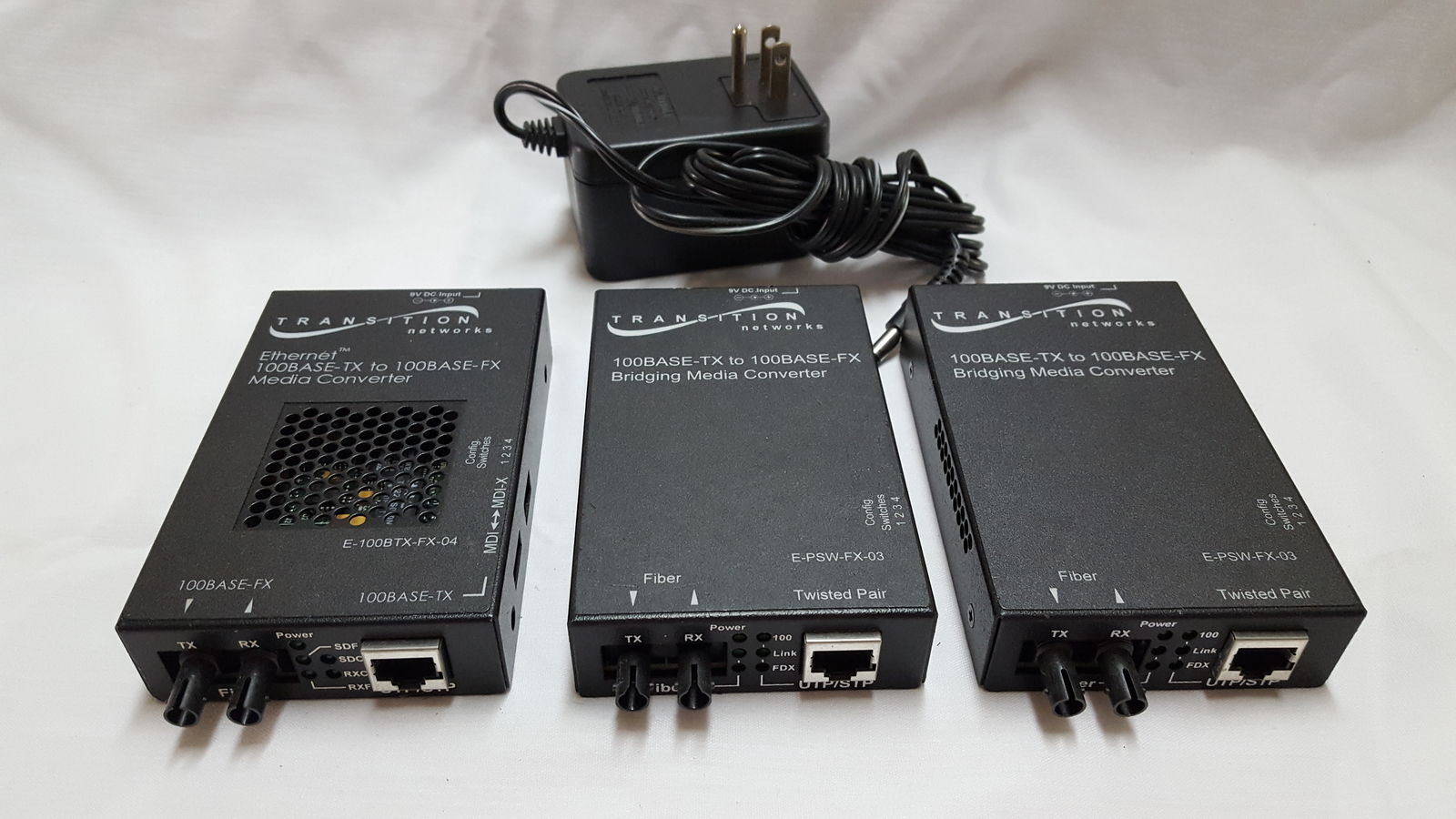 Lot of 3 Transition Networks Ethernet 100BASE-TX E-100BTX-FX-04 E-PSW-FX-03