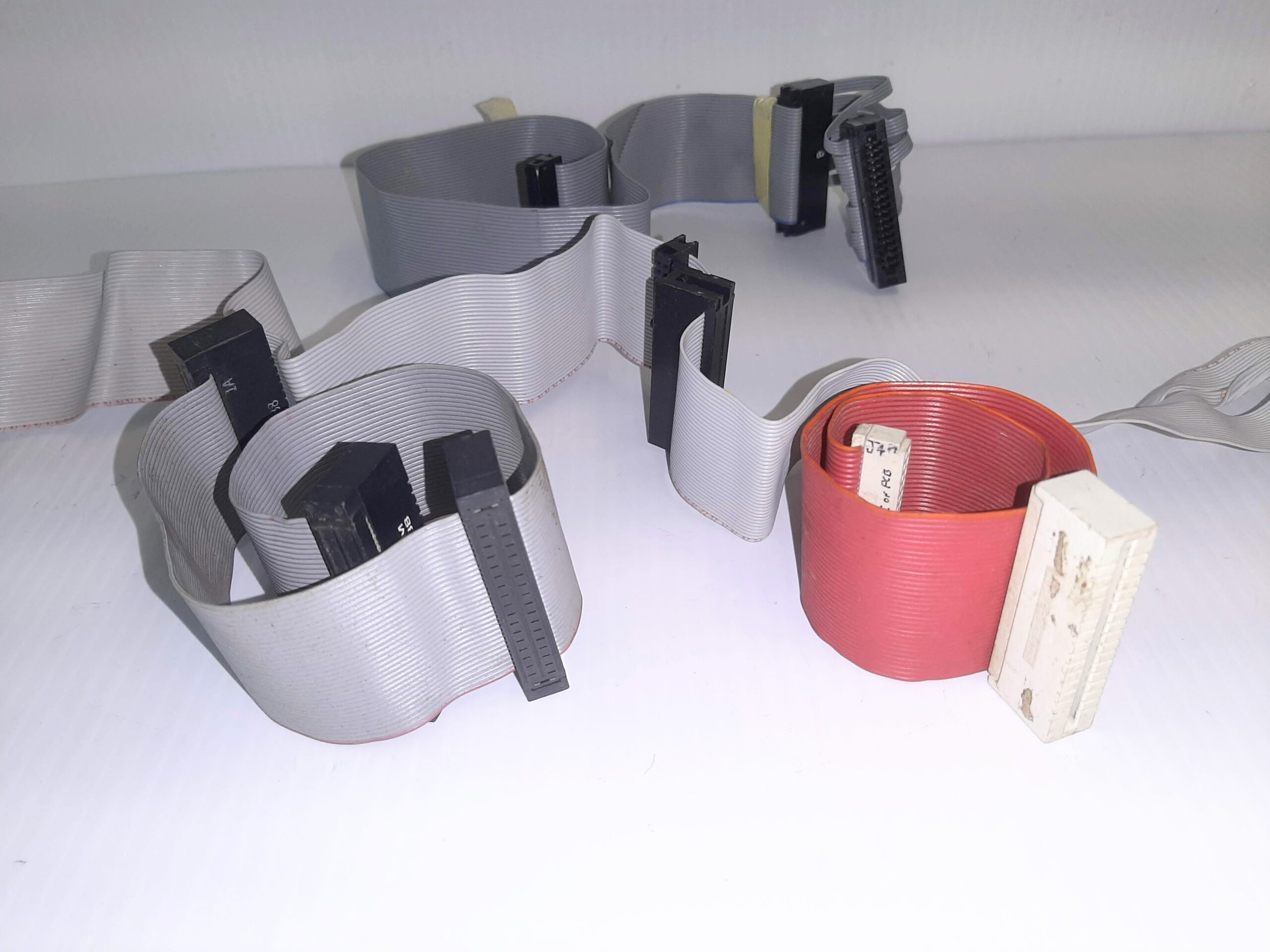 Lot of 4 Floppy Flat Ribbon Cable with Slot connectors 34 pin Varying Lengths a1 - Image 2