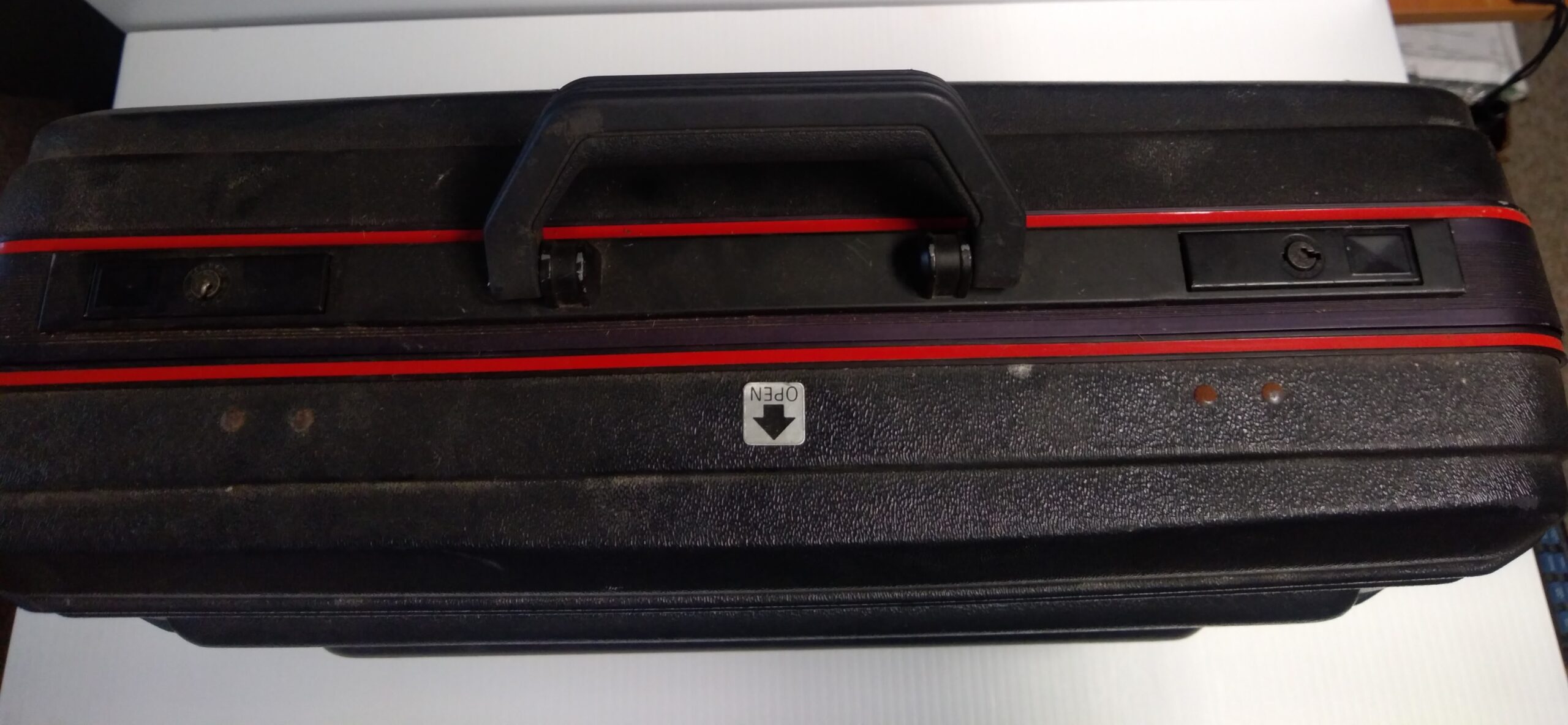 Nice Equipment Carrying Case with Styrofoam Insert - Image 2