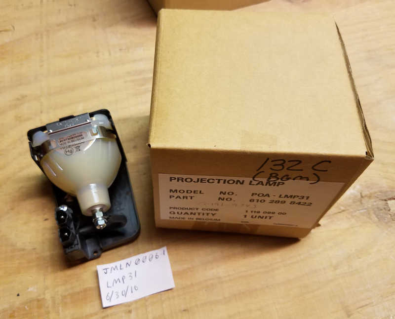 OEM Sanyo/Eiki POA-LMP31 Projector Lamp PLC-SW15,XW15,SW10,LC-SM1,LC-SM2 - Image 2