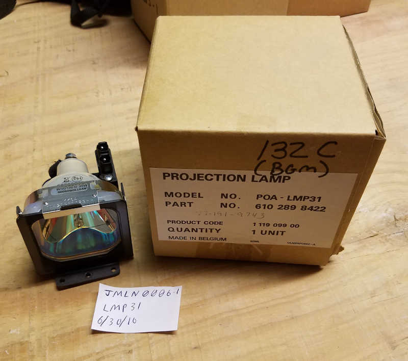 OEM Sanyo/Eiki POA-LMP31 Projector Lamp PLC-SW15,XW15,SW10,LC-SM1,LC-SM2