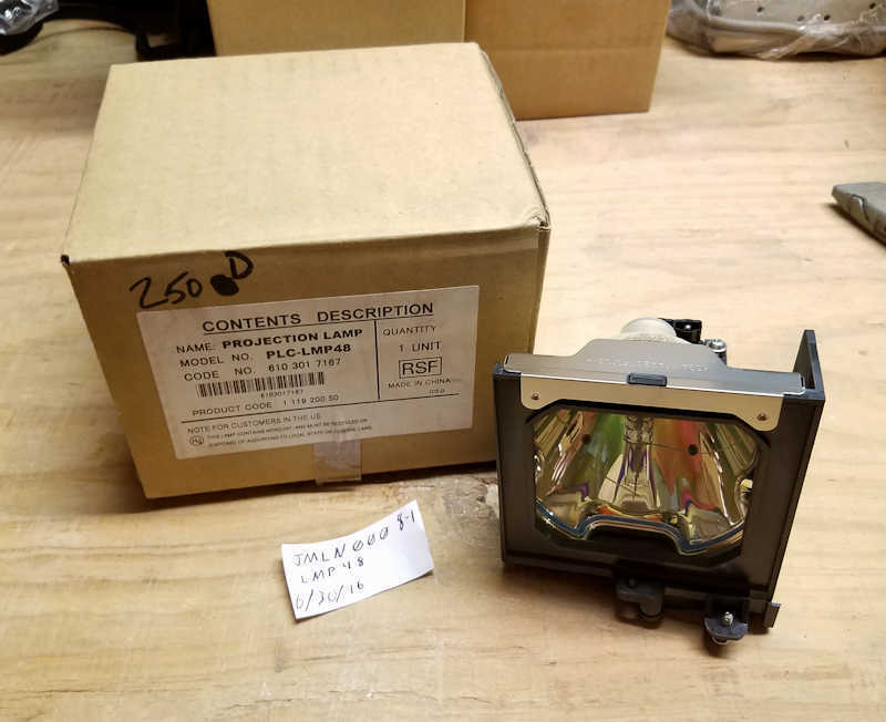 OEM Sanyo POA-LMP48 Projector Lamp MP-56t,LX32,LC-XG100,XG210,PLC-XT10,XT15 bulb