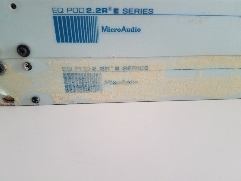Pair of Vintage MicroAudio Equalizer 2.2R E Series Dual 28 Band EQ POD, RARE! - Image 2