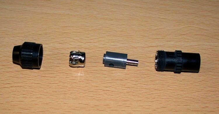 Philips European DIN Female Aerial Plug 00MC3518BK01 Crimp / Solder