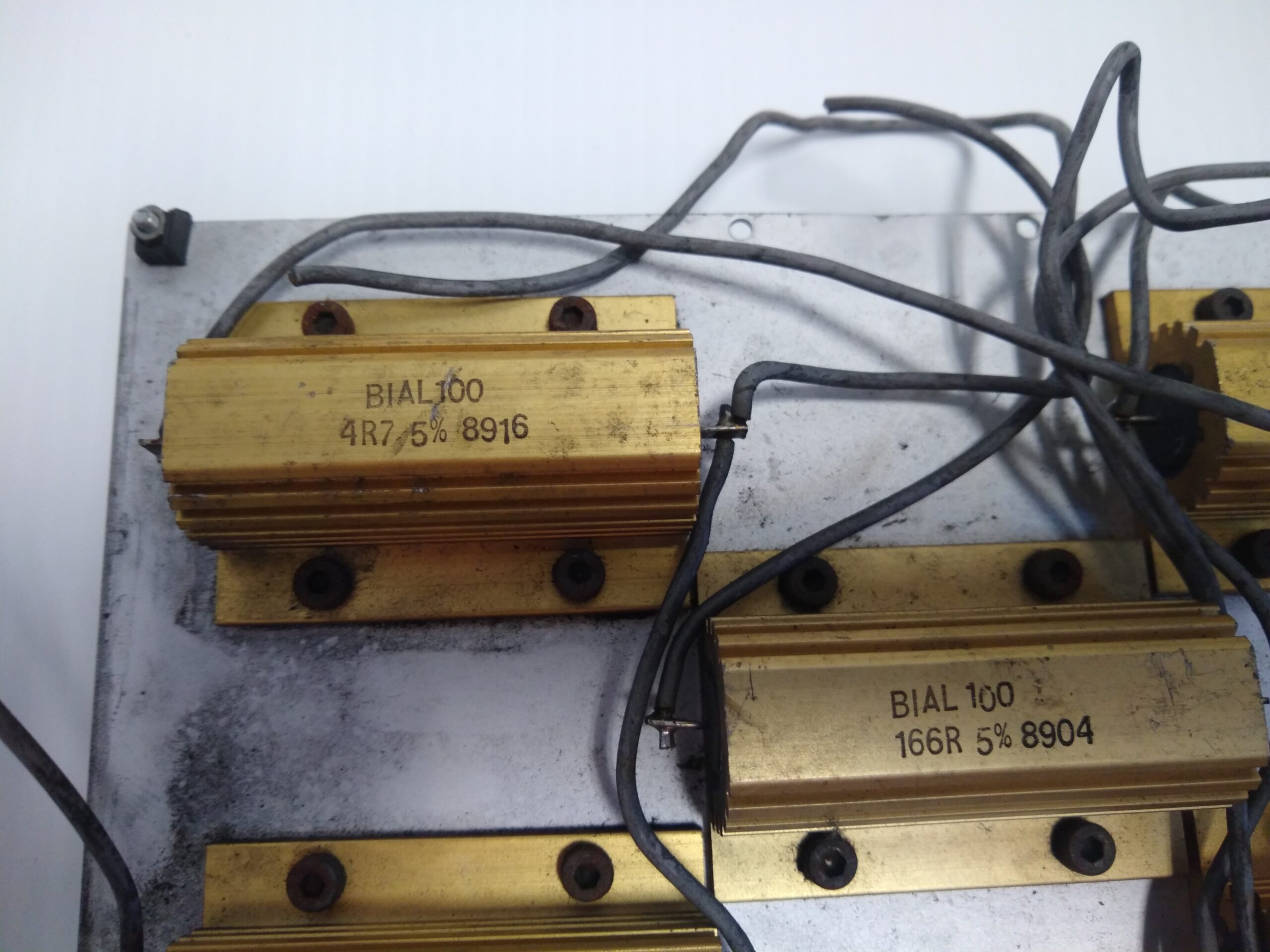 Power Soak 5-50 watt 4.7ohm Register on a 2.5 pound Heat Sinc - Image 3