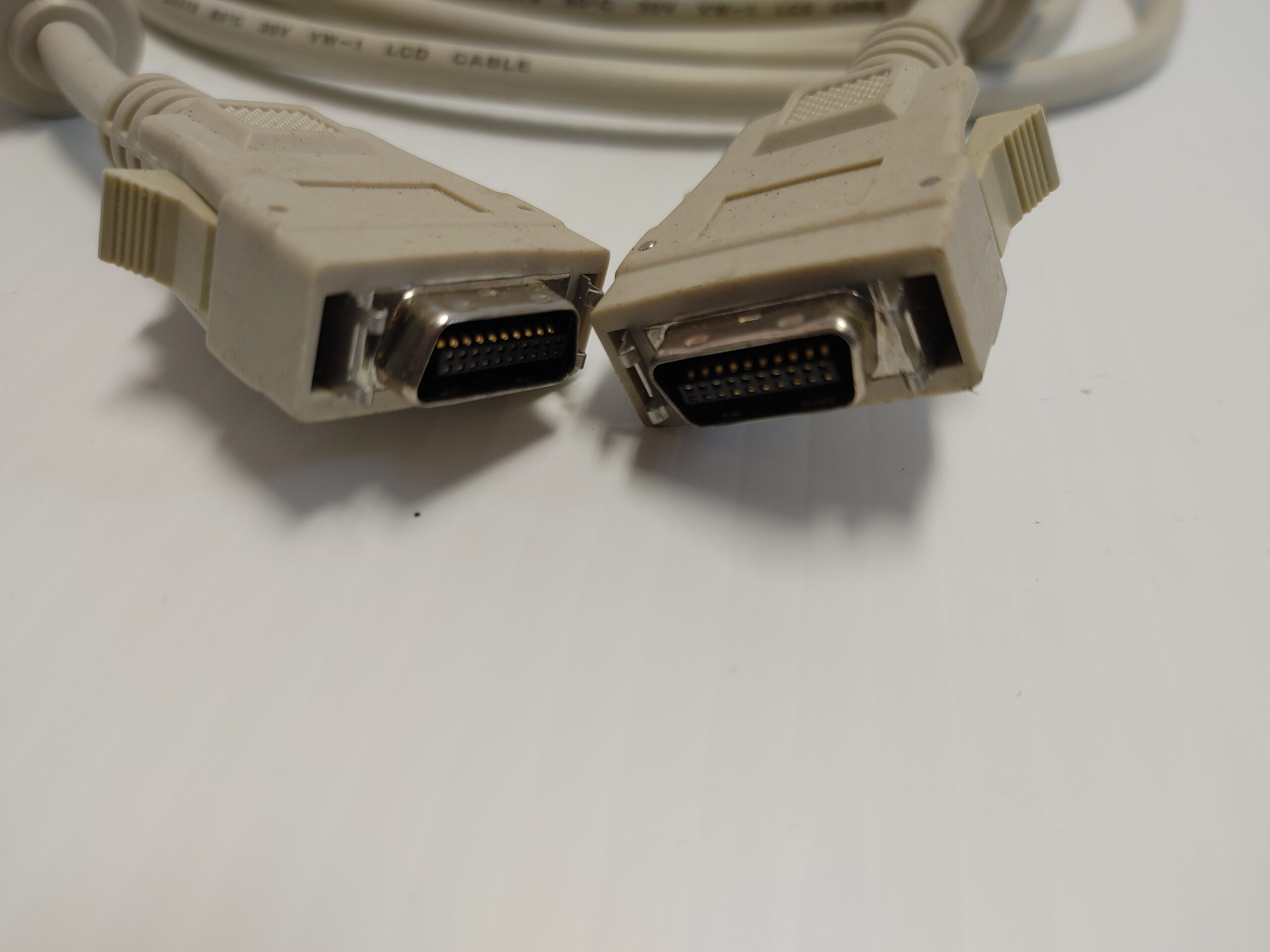 Rare Micro Centronics 19 Pin Male to Male LCD Cable 10ft E74020 AWM 20379 - Image 4