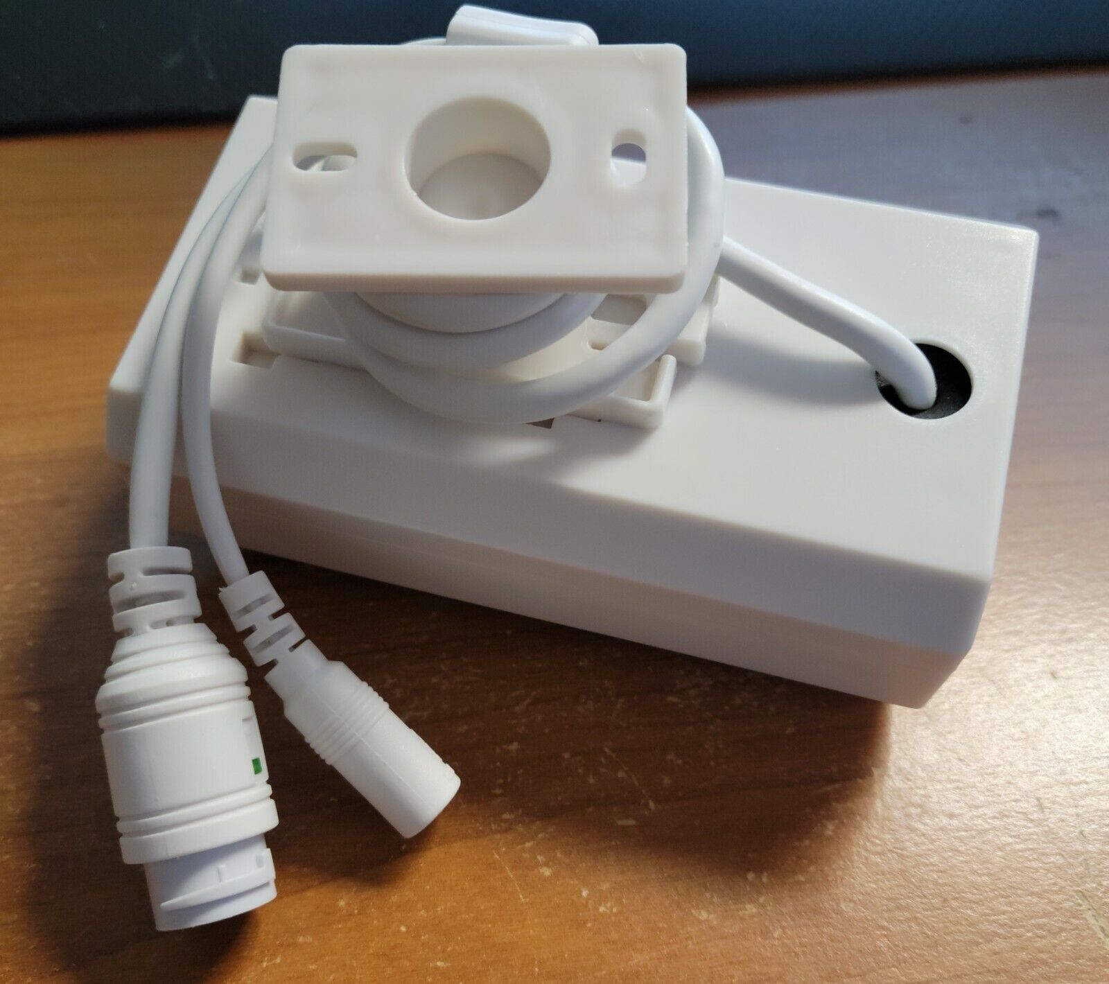 Revotech Pinhole POE IP Camera HD 3MP Indoor Security Camera 940nm IPIR-P--16EV2 - Image 3