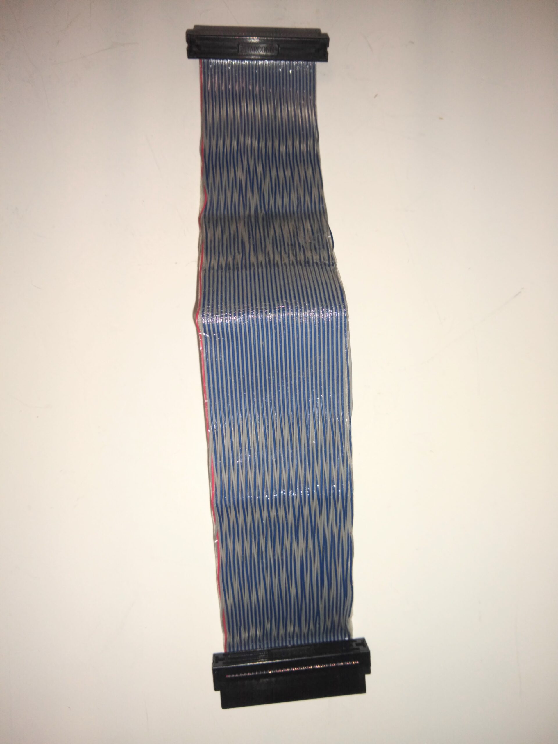 SCSI Flat Ribbon Cable 10 inch with 2 connectors & 68 pin - Image 3