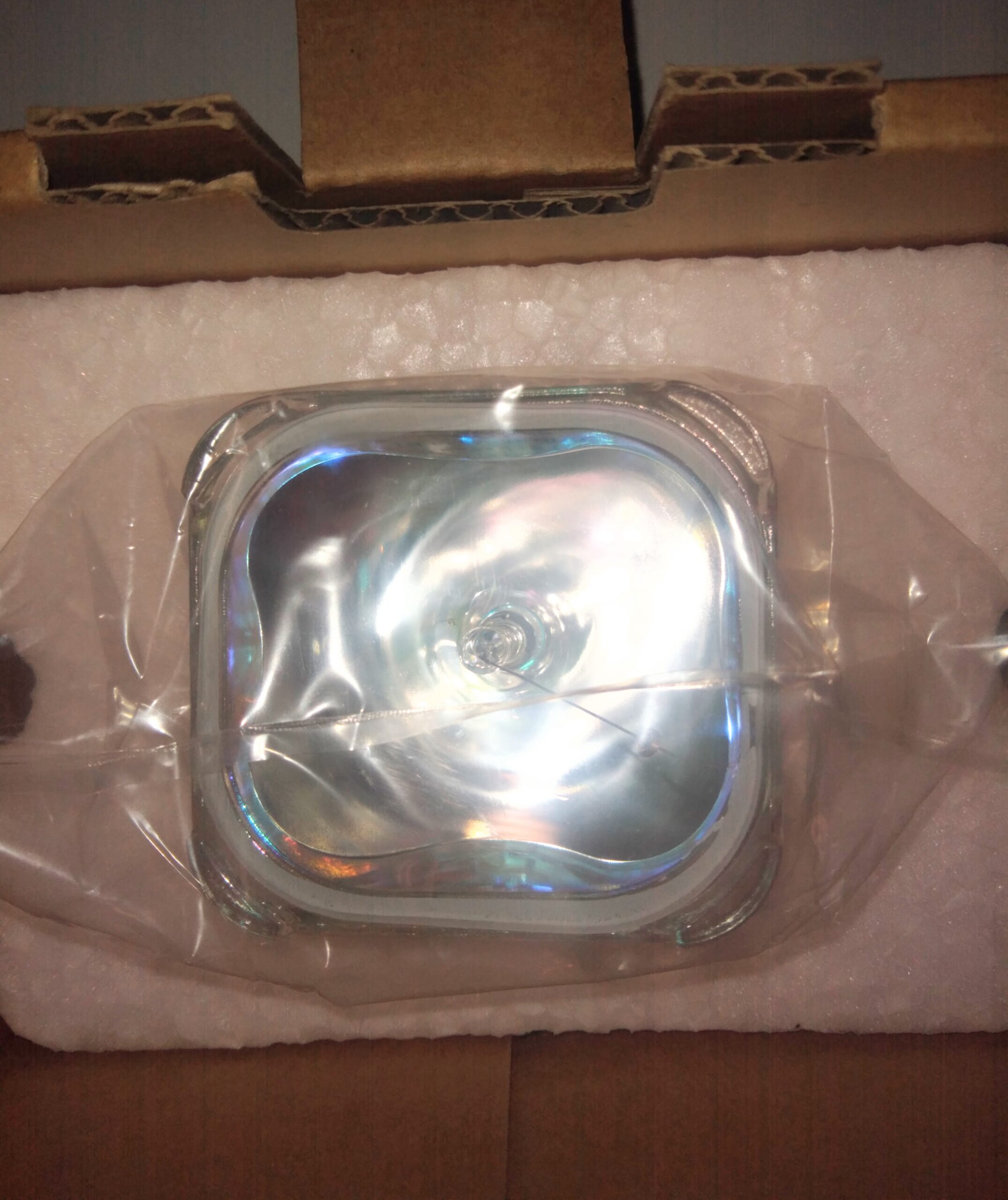 Sony Projector Lamp Bulb P22, 120W B2000/X2000U