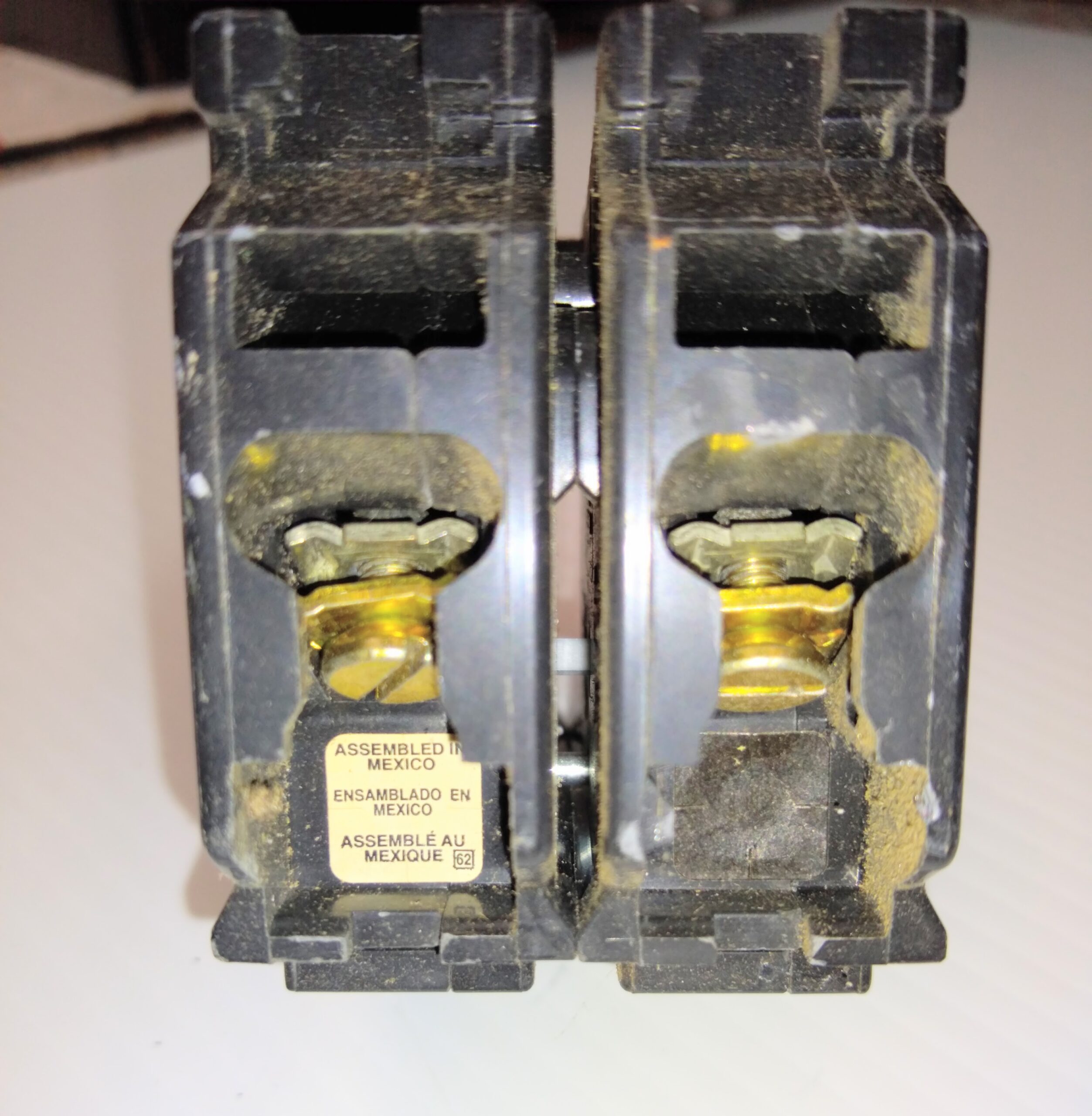 Square D HOM2 Plug-In Circuit Breaker 20 Amp 2-Pole Type HOM 10ka 120/240V - Image 4