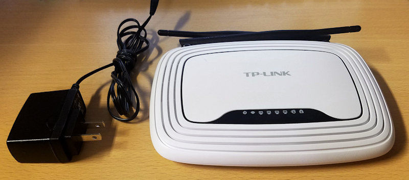 TP-Link TL-WR841N v9.0 300Mbps Wireless Home Router, IP QoS, WPS Button, 4-Port