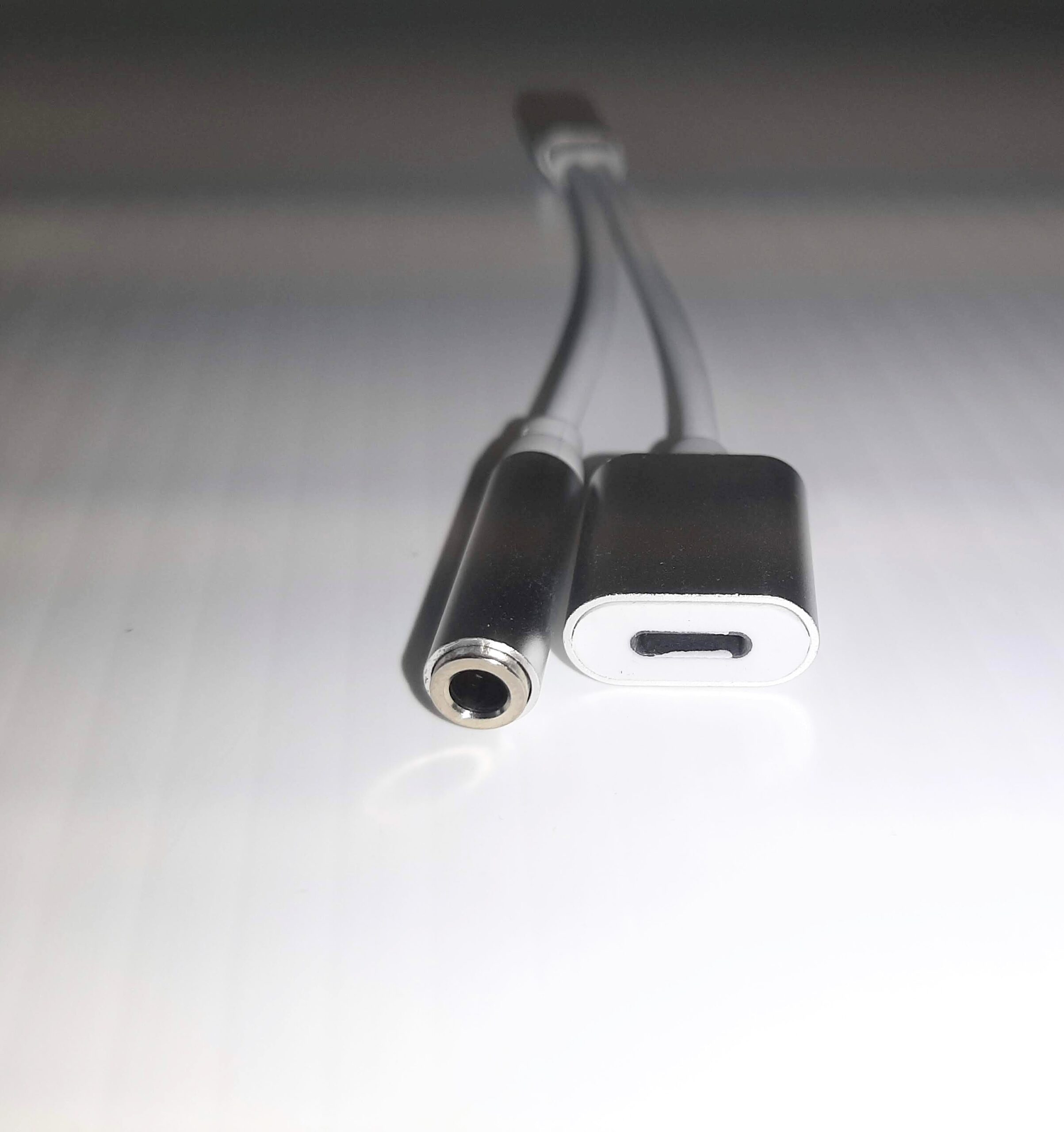 Unbranded AUX Adapter for Headphone Jack Cable Dongle 2in1 Splitter for iPhone - Image 3