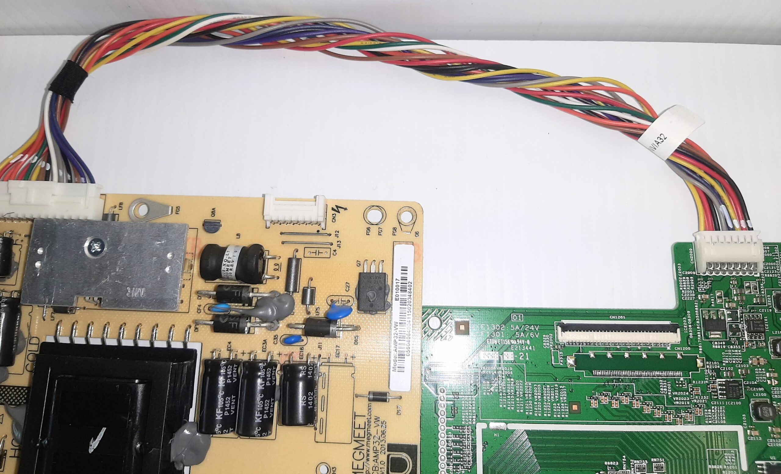 VIZIO Model E320-B2 TV PCB Board Set a93 - Image 3