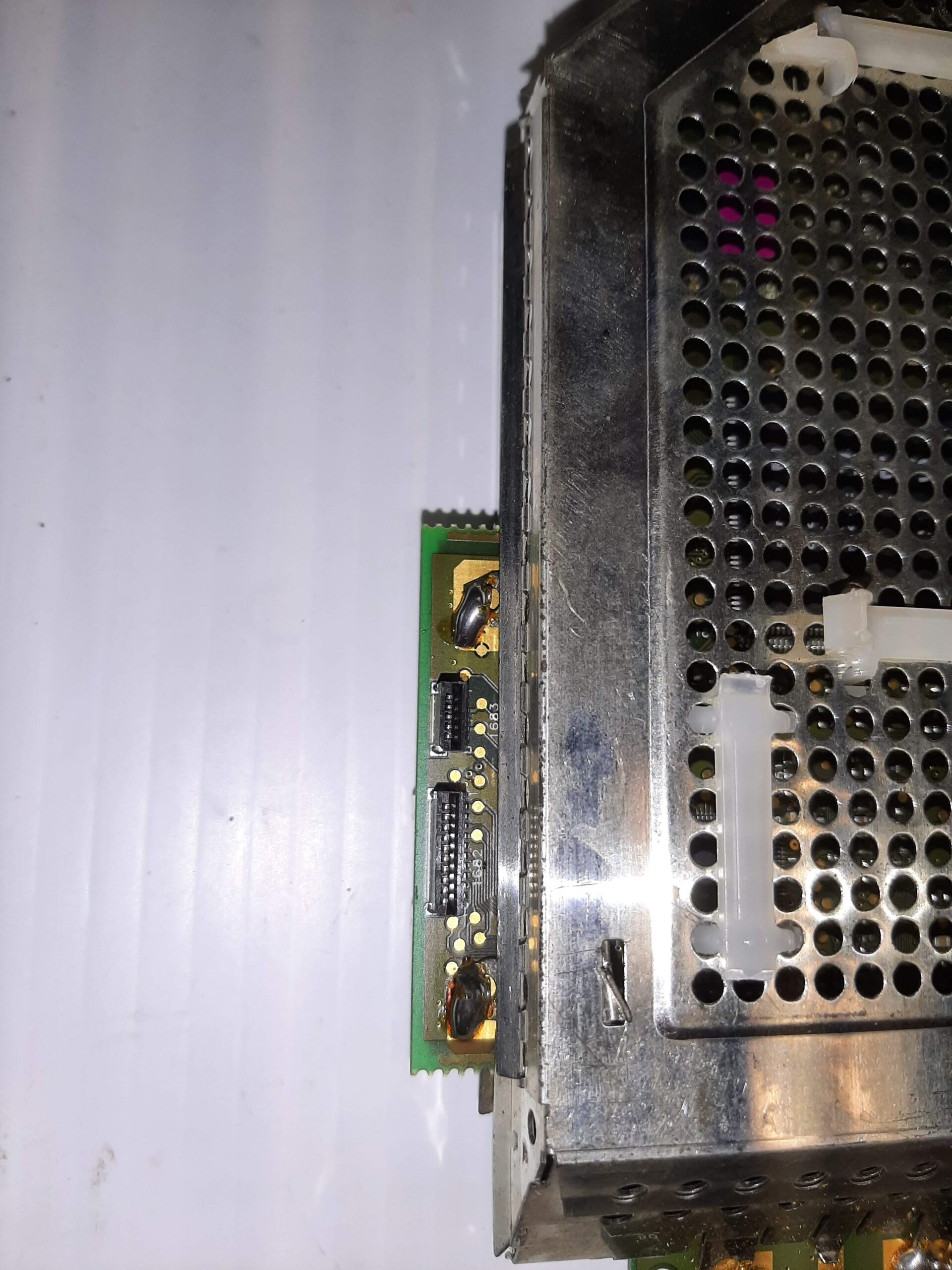Vintage Hitachi Power Board # S310432827512 - Image 4