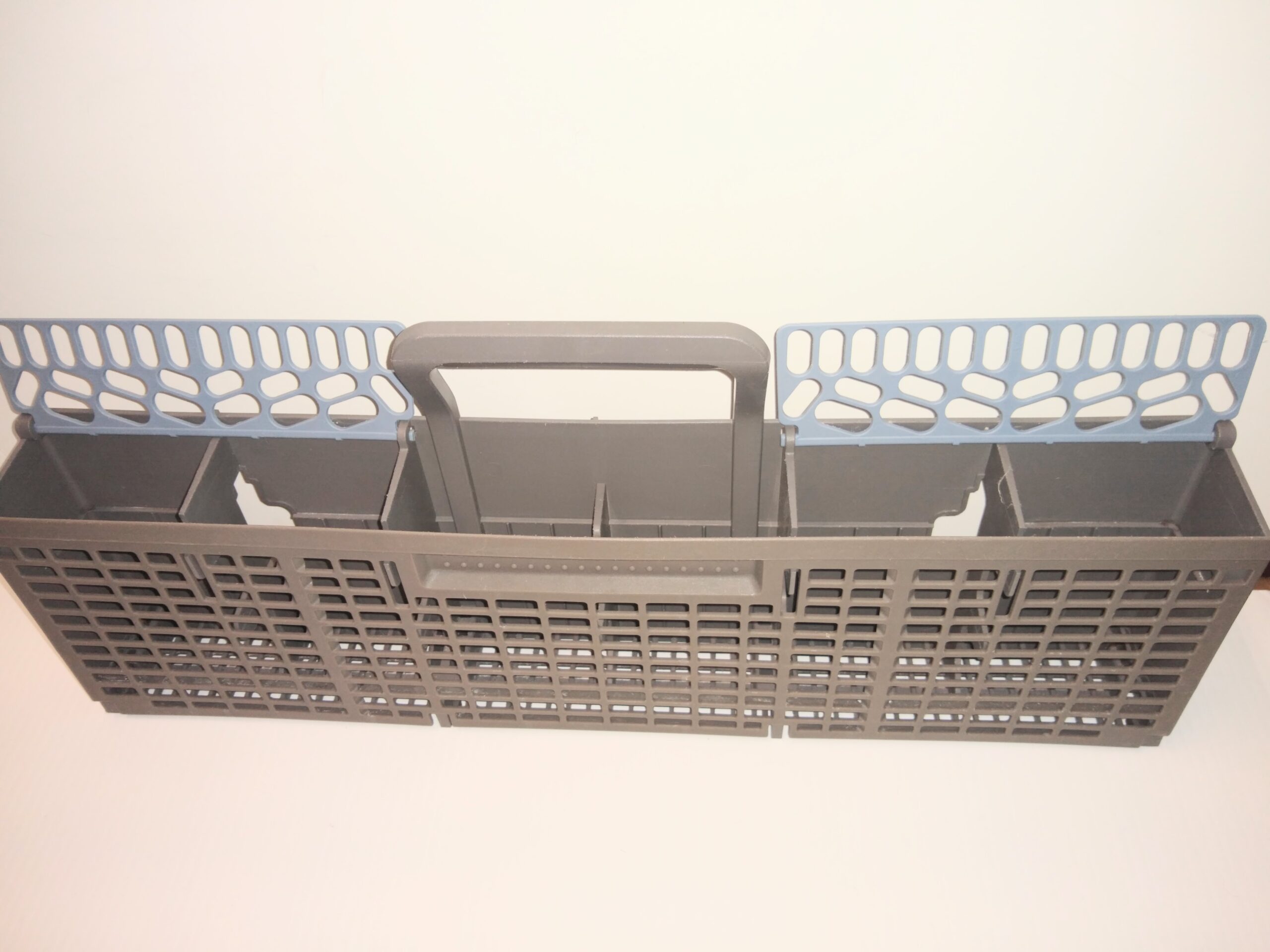 Whirlpool Part# W10336560 Silverware Basket (approx 19in x 6in)