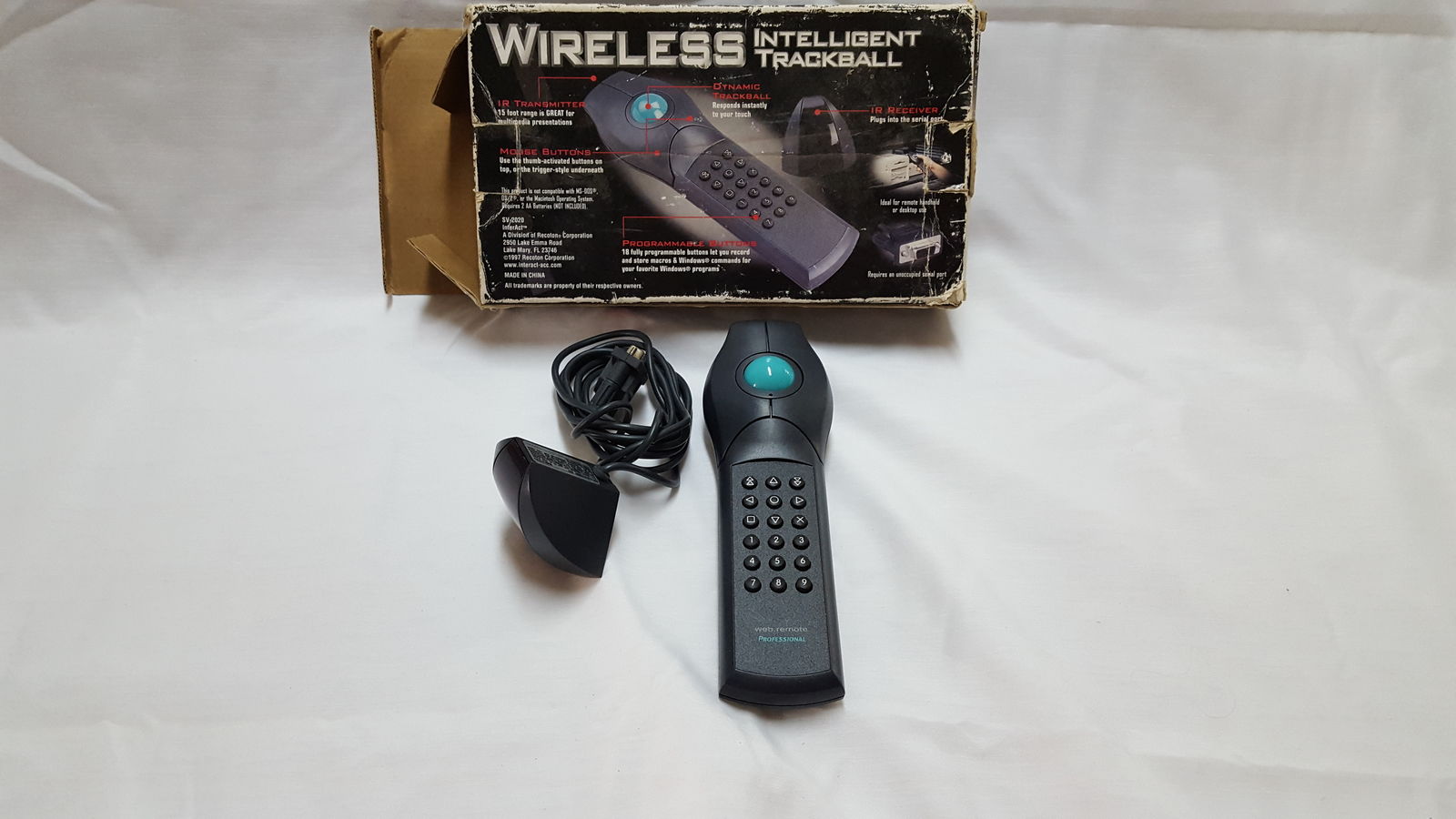 Wireless Intelligent Trackball 15 Ft Range 18 Programmable Shortcut Keys in Box